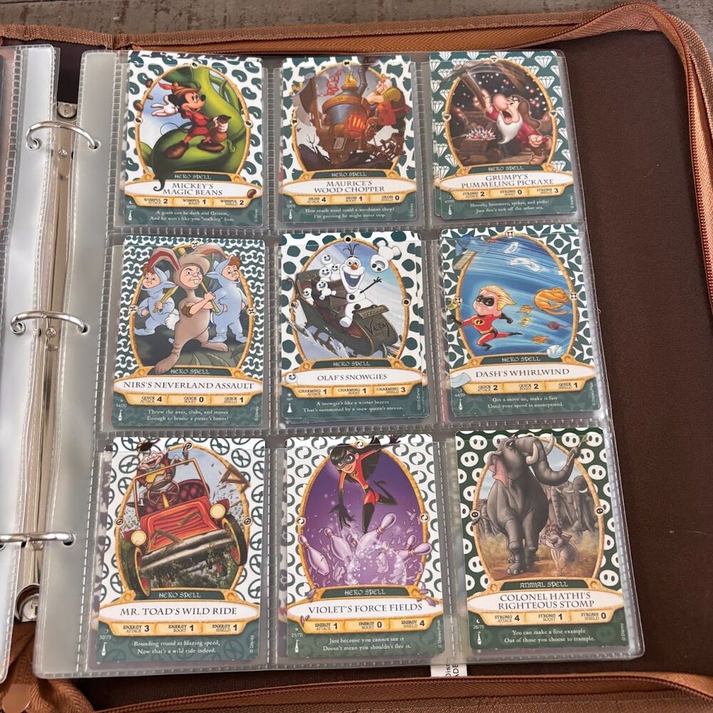Disney Sorcerers of the Magic Kingdom SOTMK Card Lot 50+ Cards with Binder & Map - Picture 6 of 10